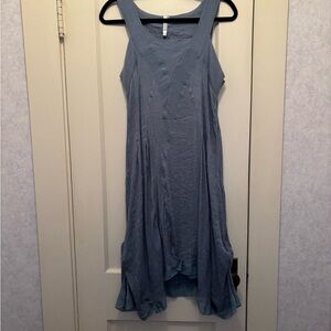 Flowy Gauze Dress -Very Flattering